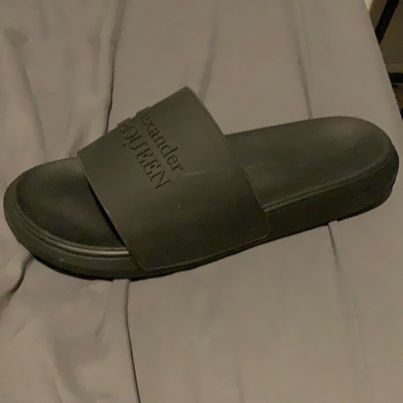 Slides - Picture 1 of 4